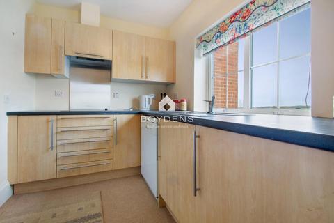 2 bedroom flat for sale, The Esplanade, Frinton-on-Sea CO13