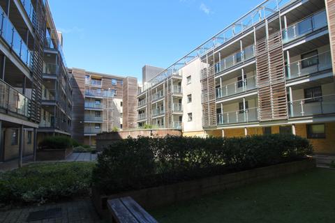 1 bedroom flat for sale - Kingscote Way, City Centre, Brighton, BN1