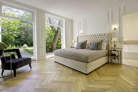 3 bedroom apartment to rent, Greenaway Gardens, NW3