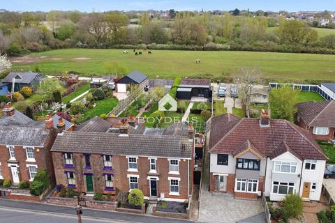 249 Bergholt Road, Colchester, CO4 5AT