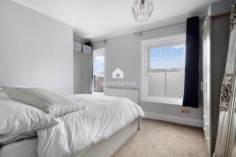 249 Bergholt Road, Colchester, CO4 5AT