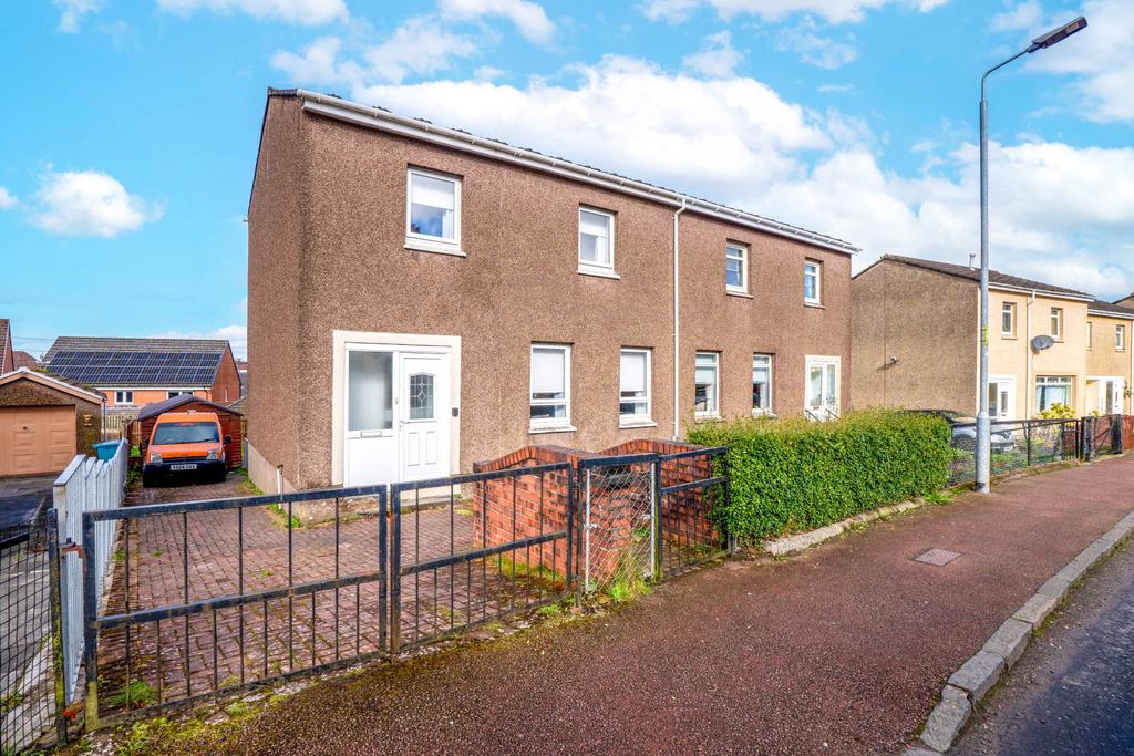 Douglas Street, Airdrie, ML6 3 bed semidetached house for sale £120,000