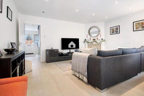 4 bedroom link detached house for sale, Bassingham Crescent, Tiptree CO5