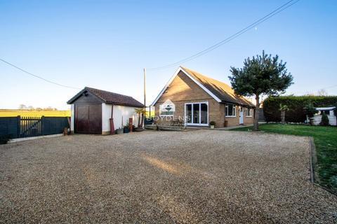 3 bedroom detached bungalow for sale, Coggeshall Road, Braintree CM77