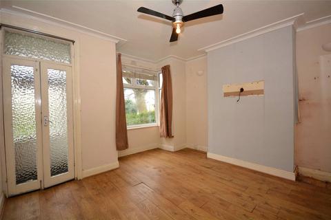 4 bedroom terraced house for sale, Woodlands Grove, Stanningley, Pudsey, West Yorkshire