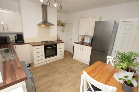 10 Bridge Street, Penistone, Sheffield, S36 6AJ