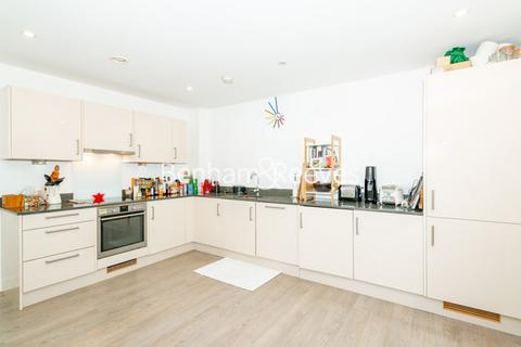 1 bedroom apartment to rent, Spa Road, Bermondsey SE16