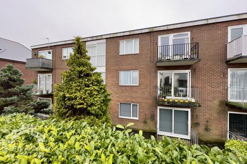 2 bedroom apartment for sale, Belvedere Court, Kingsway, Ansdell