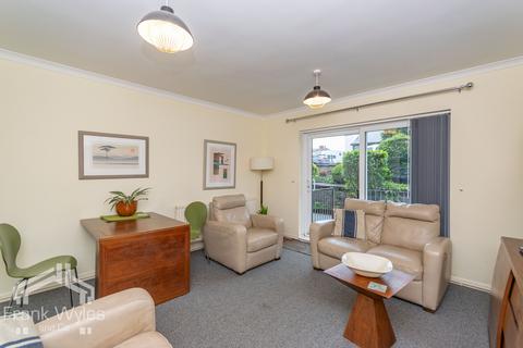 2 bedroom apartment for sale, Belvedere Court, Kingsway, Ansdell