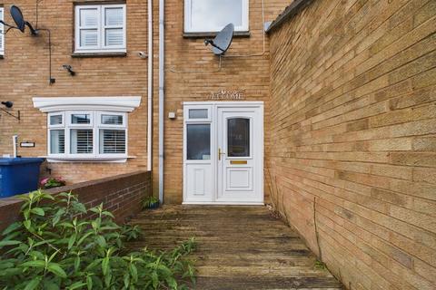 3 bedroom terraced house for sale, Dovedale Court, South Shields