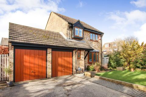 4 bedroom detached house for sale, Heron Close, Sway, Lymington, Hampshire, SO41