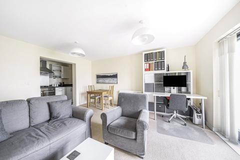 2 bedroom apartment for sale, Raven Close, Hertfordshire WD18