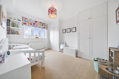 8 Charminster Avenue, London, SW19 3EL
