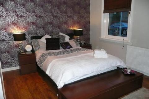 2 bedroom villa to rent, 24 Meadow View, Crossford, KY12