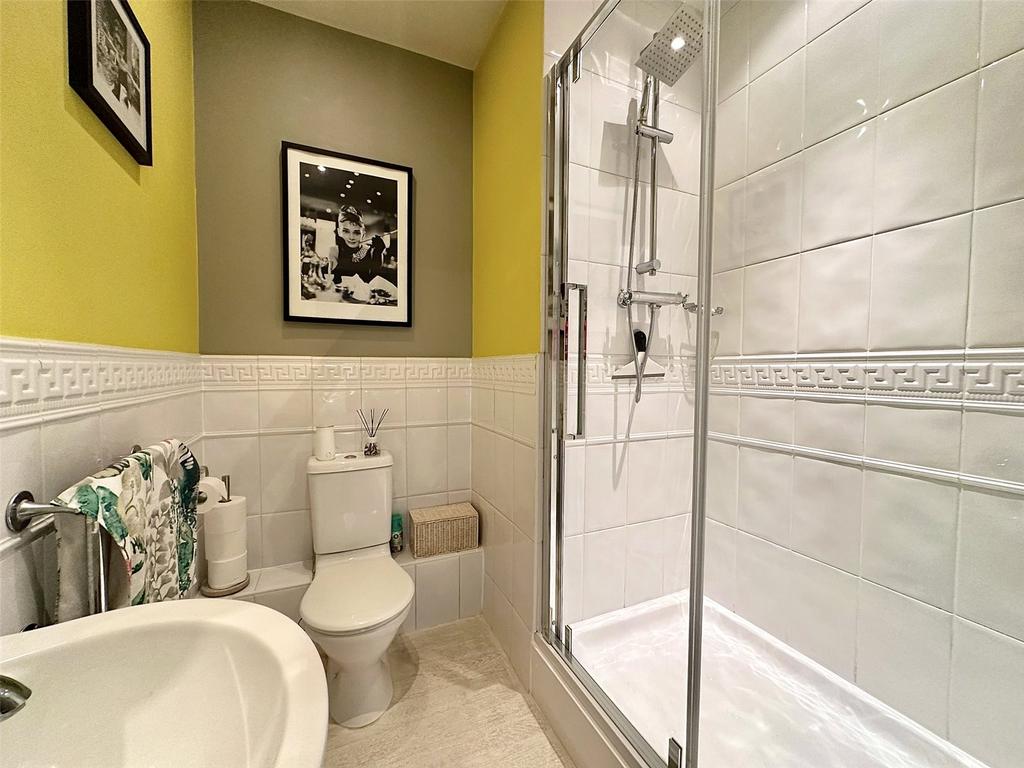 Ensuite