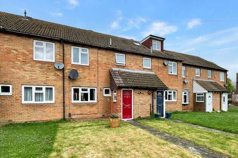 3 bedroom terraced house for sale, Eliot Drive, Marlow SL7