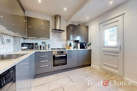 99 Bridge Road, London, NW10 9DG