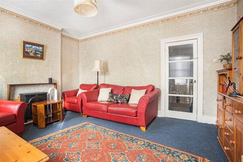 2 bedroom flat for sale, Copleston Road, London SE15