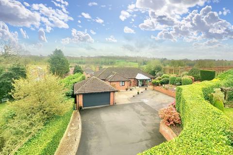 4 bedroom detached house for sale, Berrisford Road, Market Drayton, TF9