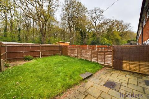 3 bedroom end of terrace house for sale, Crofton Close, Ottershaw, Surrey, KT16
