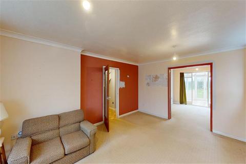 4 bedroom detached house for sale, Park Meadow, Doddinghurst, Brentwood, CM15