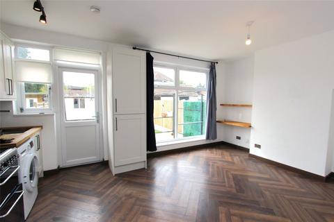 1 bedroom apartment to rent, Arterial Road, Leigh-on-Sea, Essex, SS9
