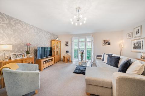 1 Beacon Crescent, Hindhead, GU26 6UG