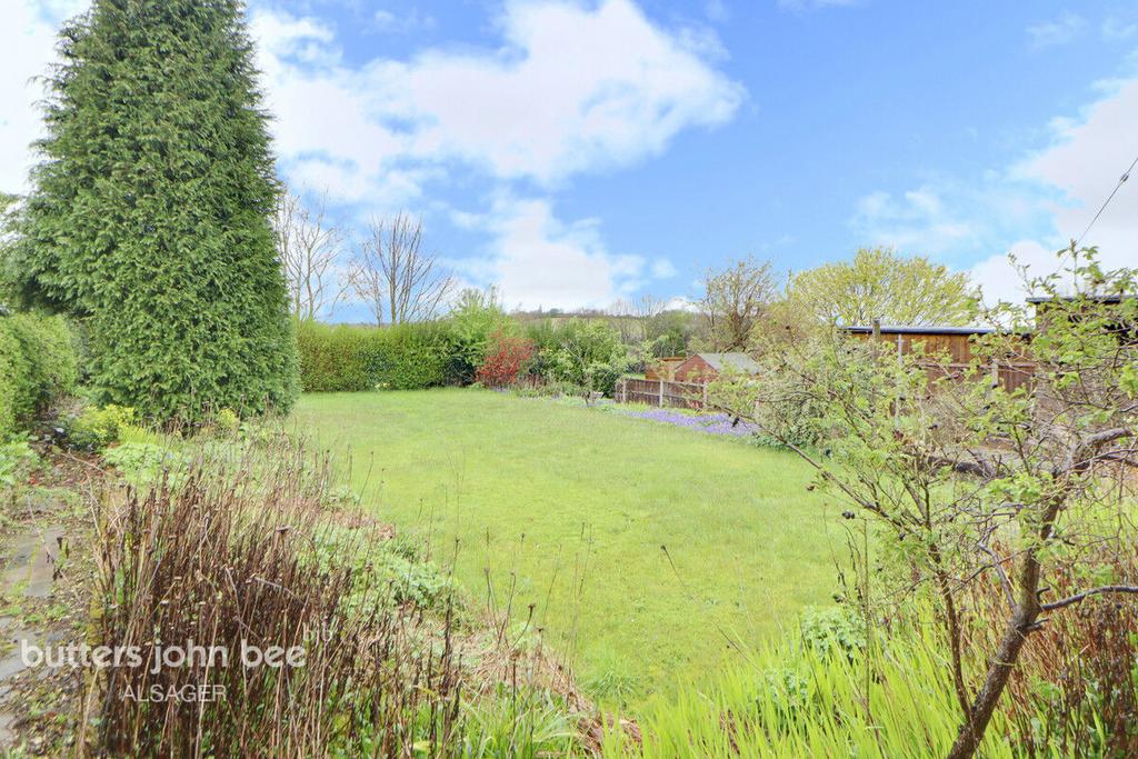 Chester Road, Audley 3 bed detached bungalow for sale £280,000