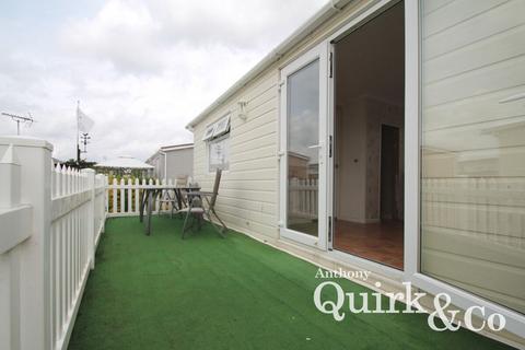 2 bedroom park home for sale, Creek Road, Canvey Island, SS8