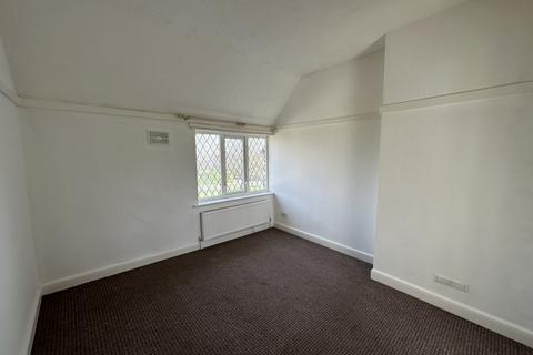 2 bedroom terraced house to rent, Ridge Balk Lane, Doncaster