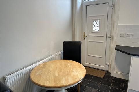 2 bedroom end of terrace house to rent, 43 Birkhouse Lane, Huddersfield, HD5