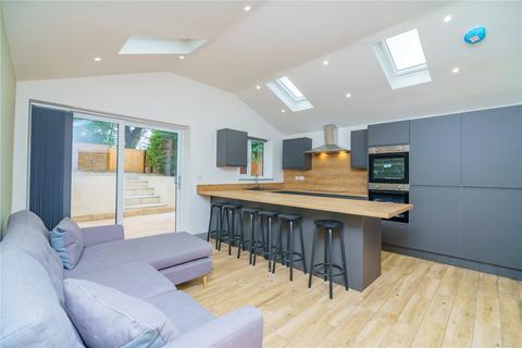 1 bedroom terraced house to rent, 30 Malvern Road, Huddersfield, HD4