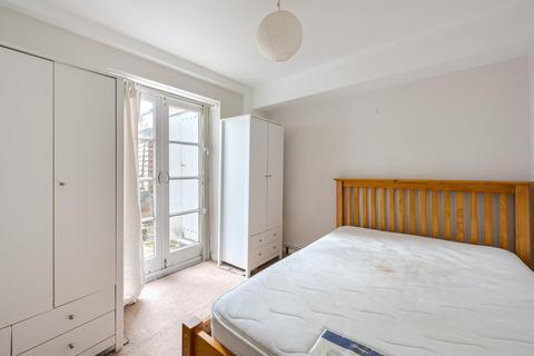 1 bedroom flat for sale, Mallinson Road, London SW11