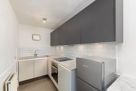 1 bedroom apartment to rent, Manvers Street