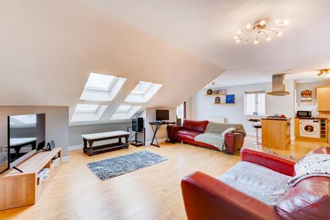 2 bedroom flat for sale, Marriner Close, Otley, West Yorkshire, LS21