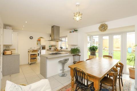 13 Bentley Bridge Road, Matlock, DE4 5PQ