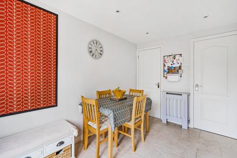 18 Century Close, Faringdon, SN7 7YS