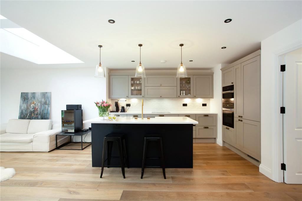 Kitchen/Breakfast