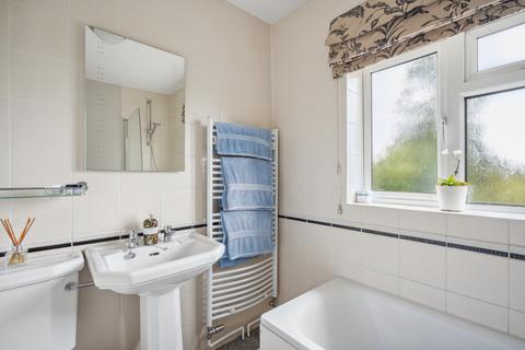 130 Botley Road, Chesham, HP5 1XN
