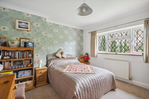 130 Botley Road, Chesham, HP5 1XN