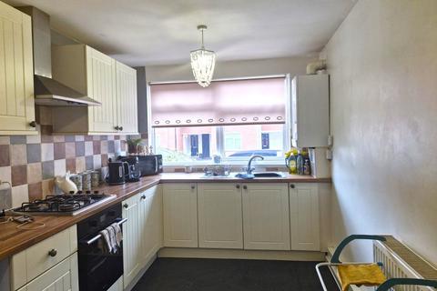 3 bedroom terraced house to rent, Parvills, Waltham Abbey