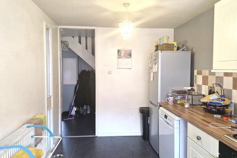 3 bedroom terraced house to rent, Parvills, Waltham Abbey