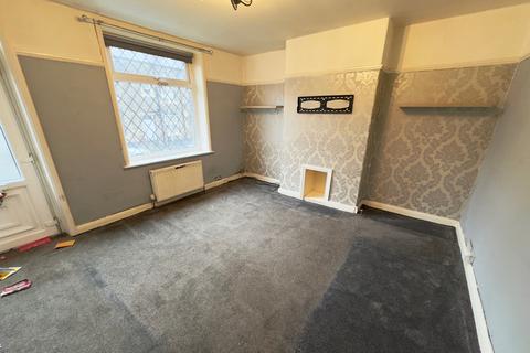 2 bedroom terraced house for sale, Mannville Grove, Keighley, West Yorkshire