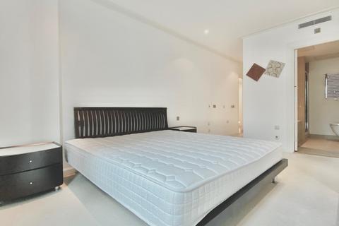 2 bedroom flat to rent, South Quay Square, E14