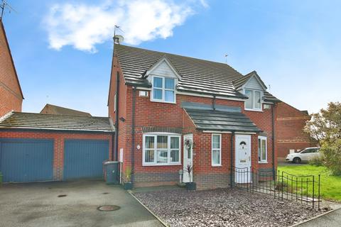 2 bedroom semi-detached house for sale, Ferry Meadows Park, Kingswood, Hull, HU7 3DF