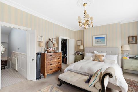 5 bedroom terraced house for sale, Chiddingstone Street, Fulham, London, SW6