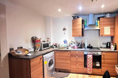 2 bedroom flat to rent, 138 Chapel Street , Salford M3