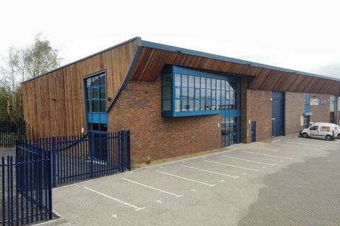 Warehouse to rent, Units 9-10 Endeavour Business Park, Crow Arch Lane, Ringwood, BH24 1SF