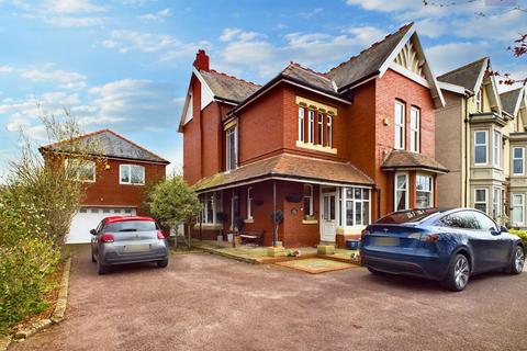 7 bedroom detached house for sale, Lytham Road, Blackpool, FY4