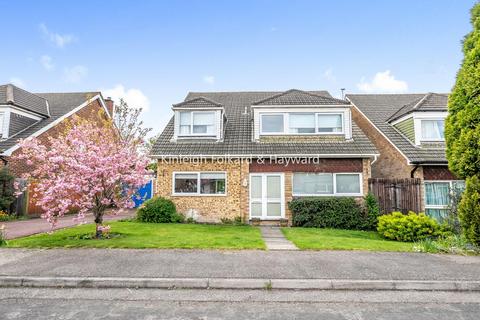 6 Aycliffe Close, Bickley, Bromley, BR1 2LX